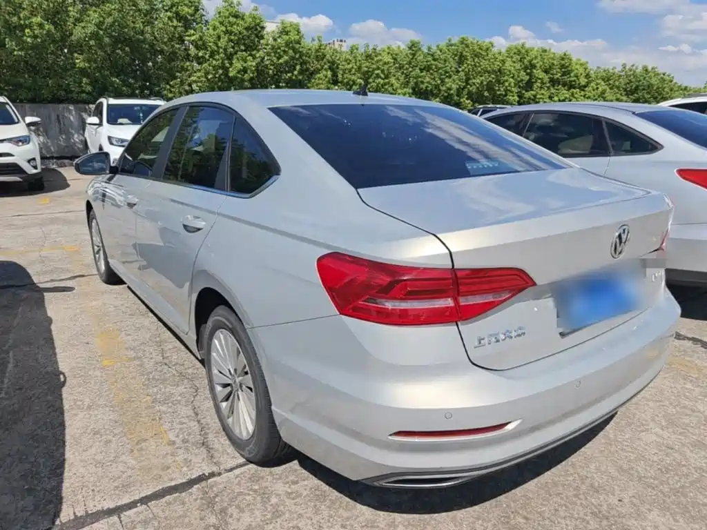 Volkswagen Lavida — миниатюра 5