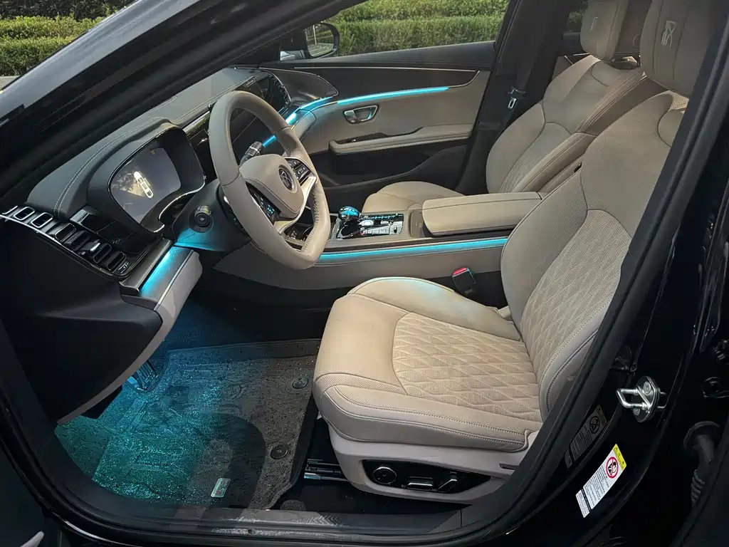 BYD Han — миниатюра 7