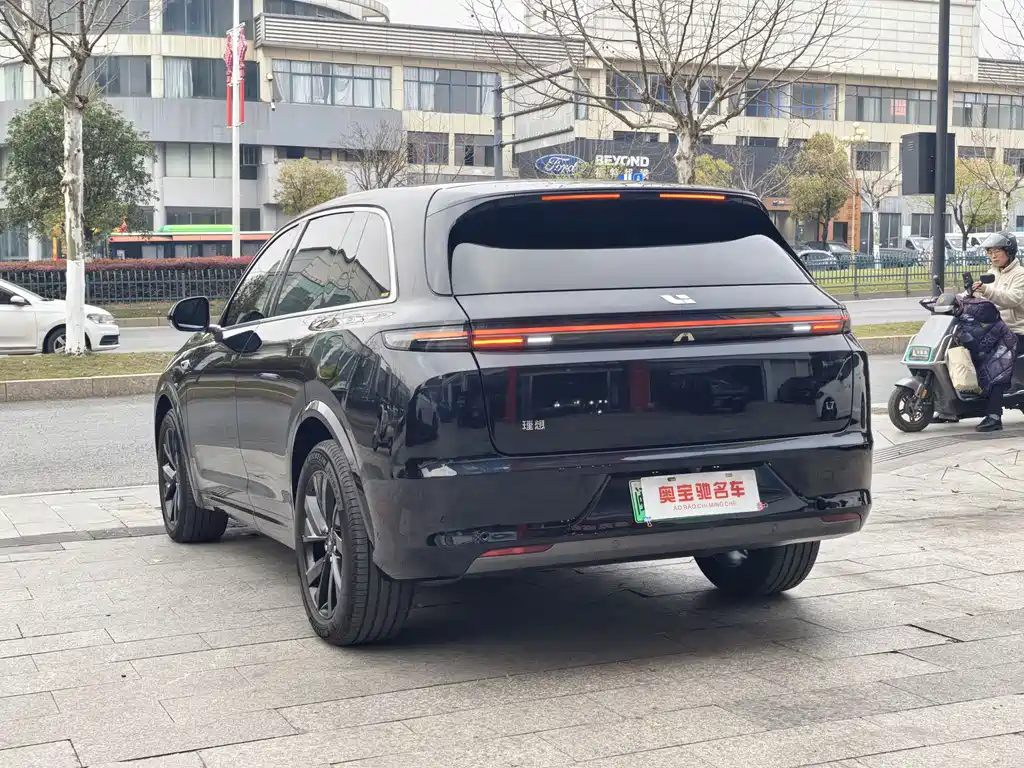 Li Auto IDEAL L7