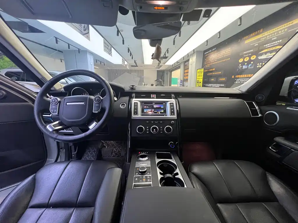 Land Rover Discovery — миниатюра 3
