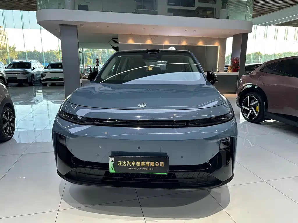 Leapmotor Leapmotor B10 — миниатюра 2