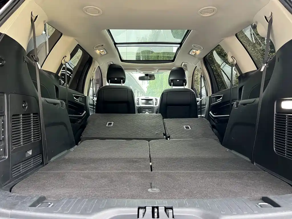 Ford Edge — миниатюра 14