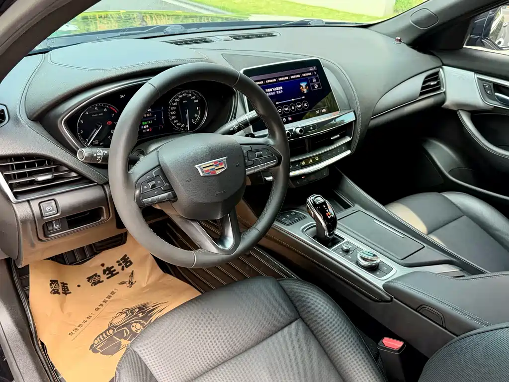 Cadillac CT5 — миниатюра 11