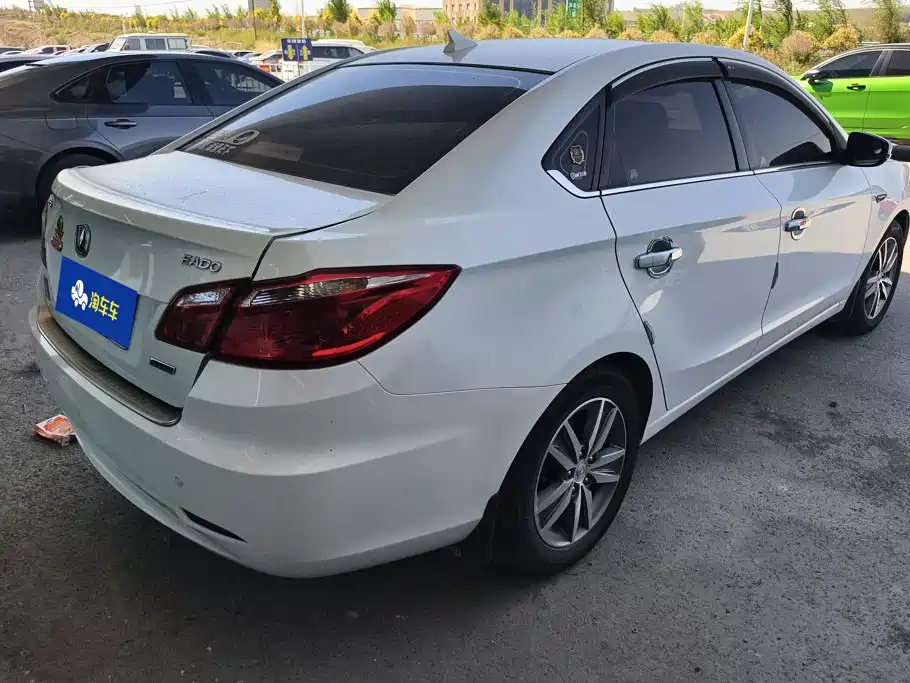 Changan Eado — миниатюра 3