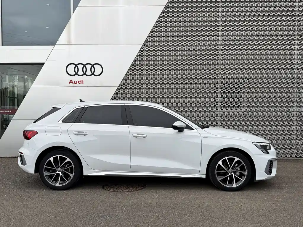 Audi A3 — миниатюра 3