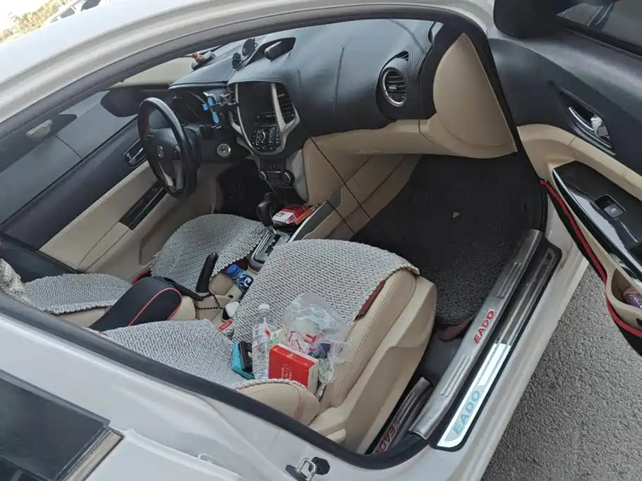 Changan Eado — миниатюра 8