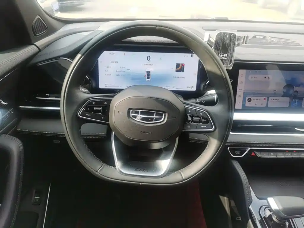 Geely Xingyue L — миниатюра 11