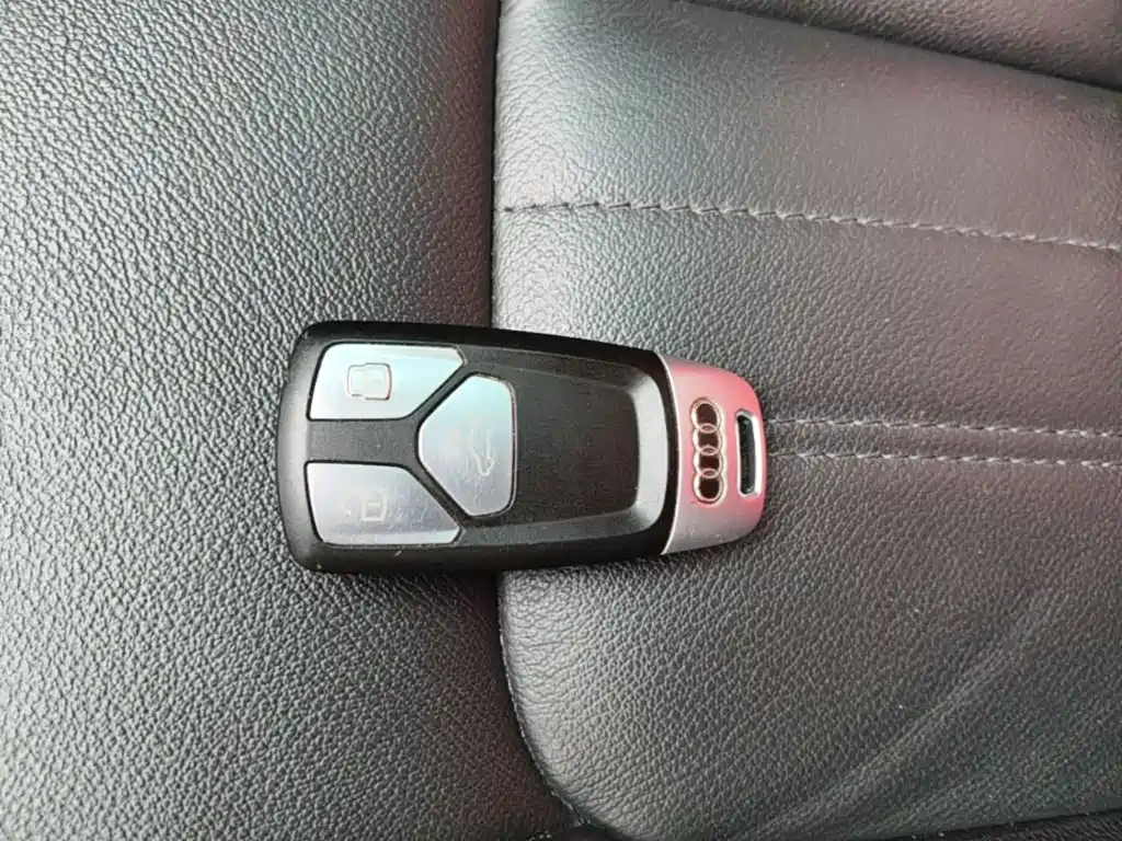 Audi Q5L — миниатюра 9