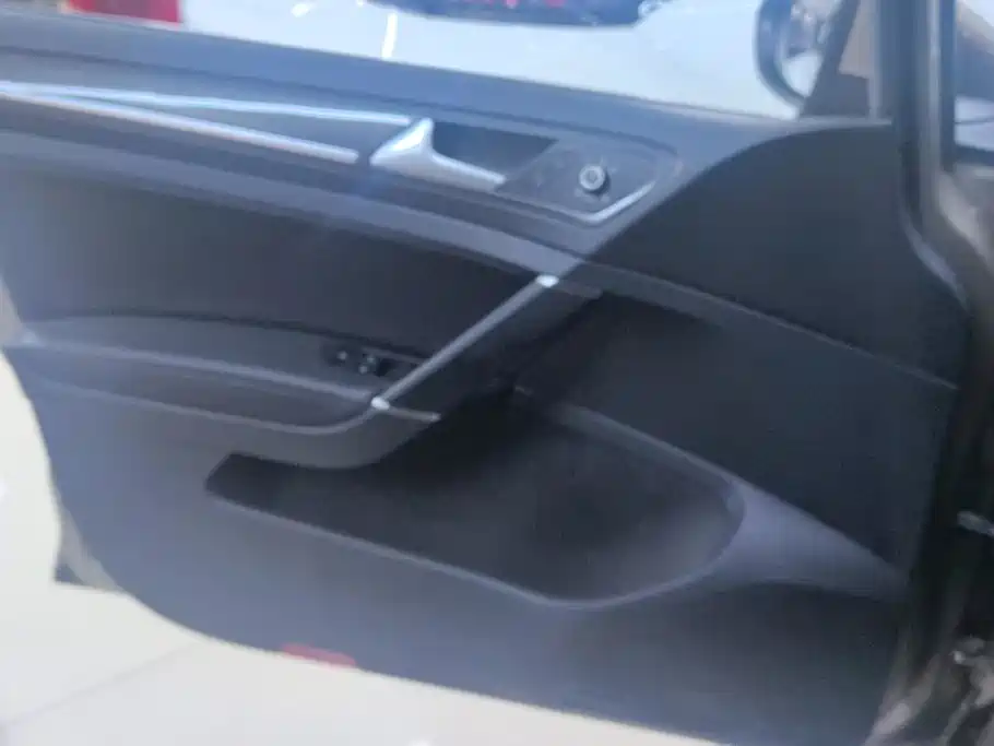 Volkswagen Golf — миниатюра 7