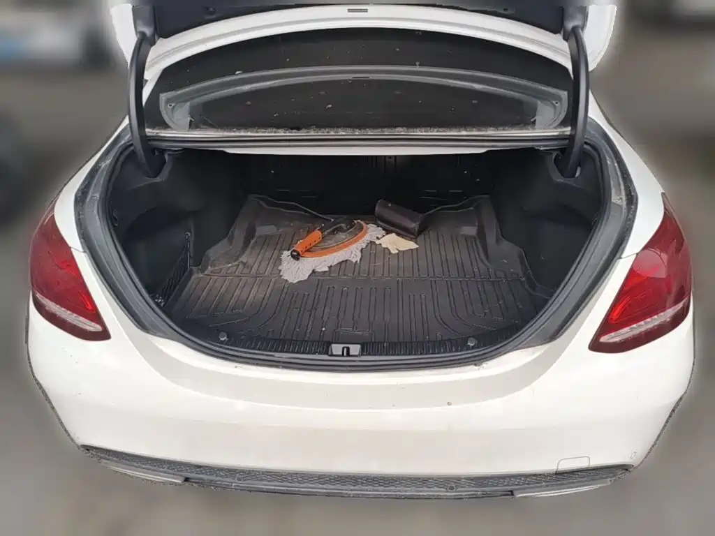 Mercedes-Benz C-Class — миниатюра 24