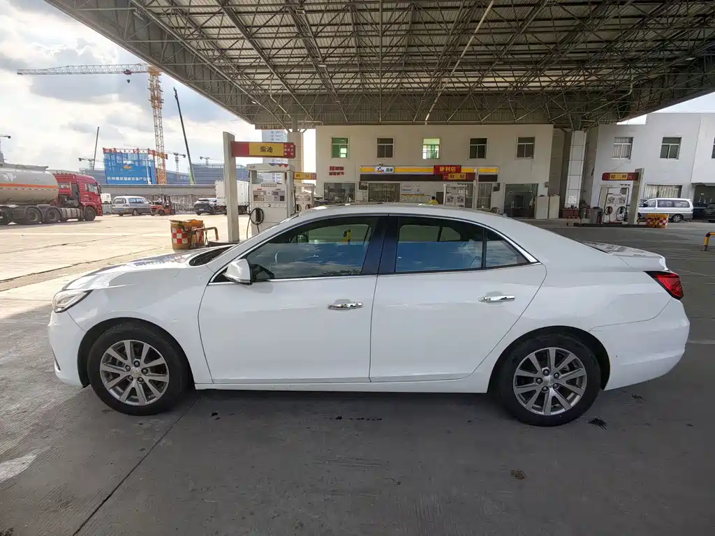 Chevrolet Malibu — миниатюра 7