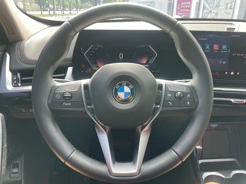 BMW X1 — миниатюра 14