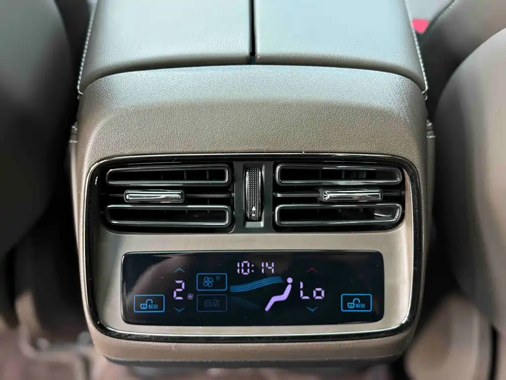 BYD Han — миниатюра 11