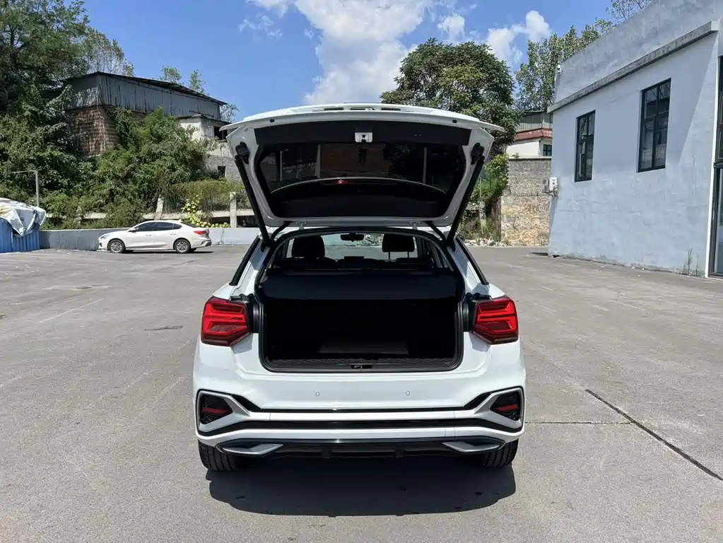 Audi Q2L — миниатюра 14