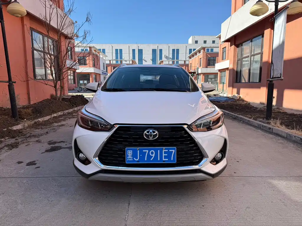 TOYOTA YARIS L ZHIXUAN