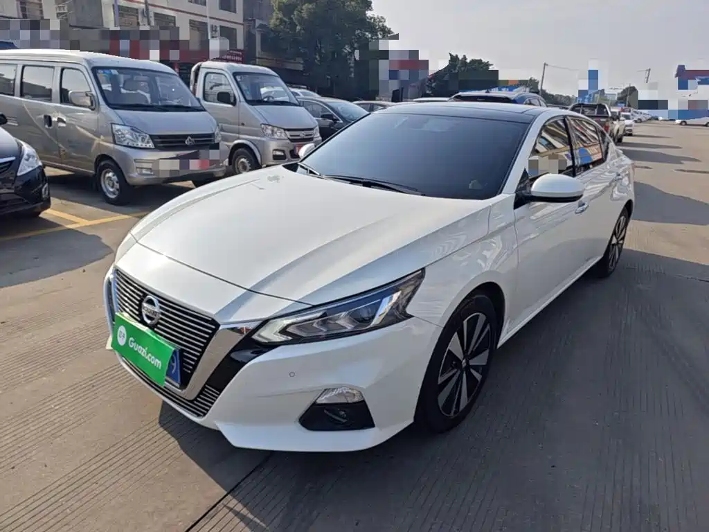 Nissan Teana