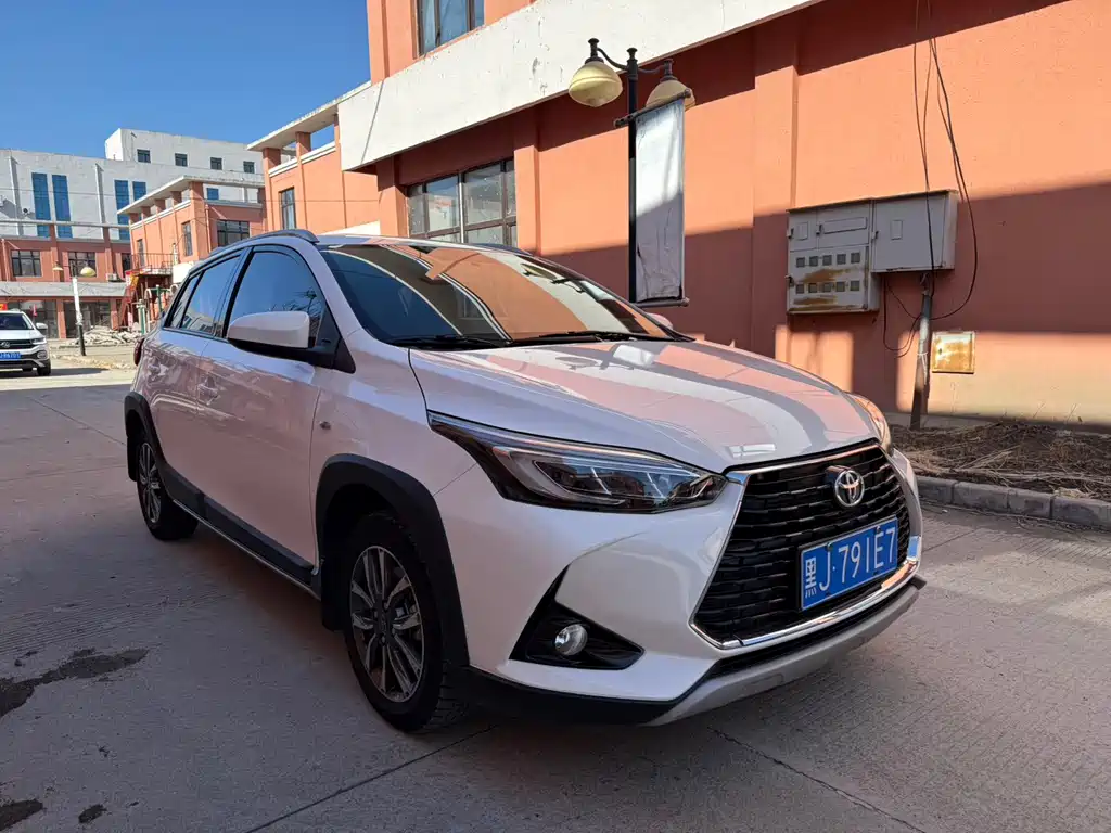TOYOTA YARIS L ZHIXUAN