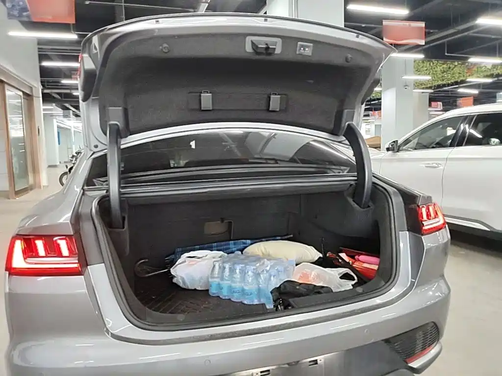BYD Han — миниатюра 19
