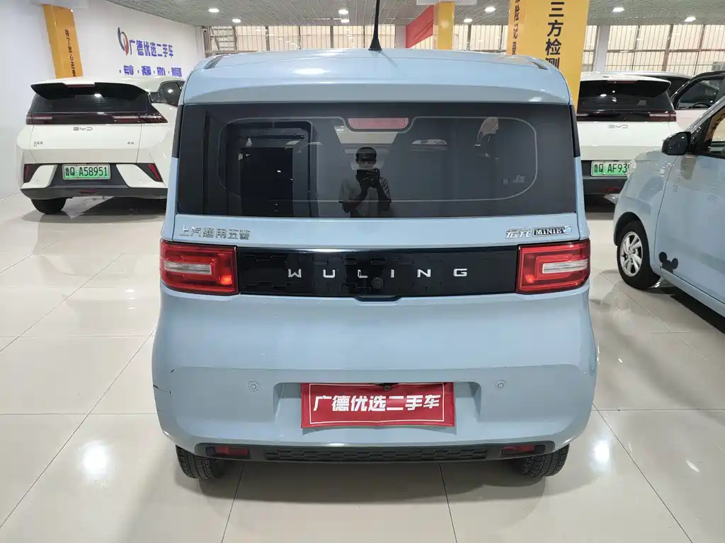 Wuling MINIEV — миниатюра 8