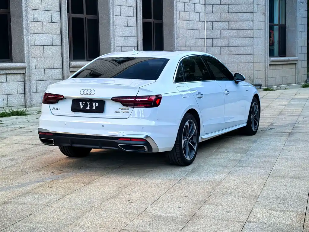 Audi A4L — миниатюра 7