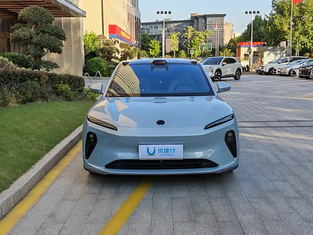 NIO ET5 — миниатюра 2
