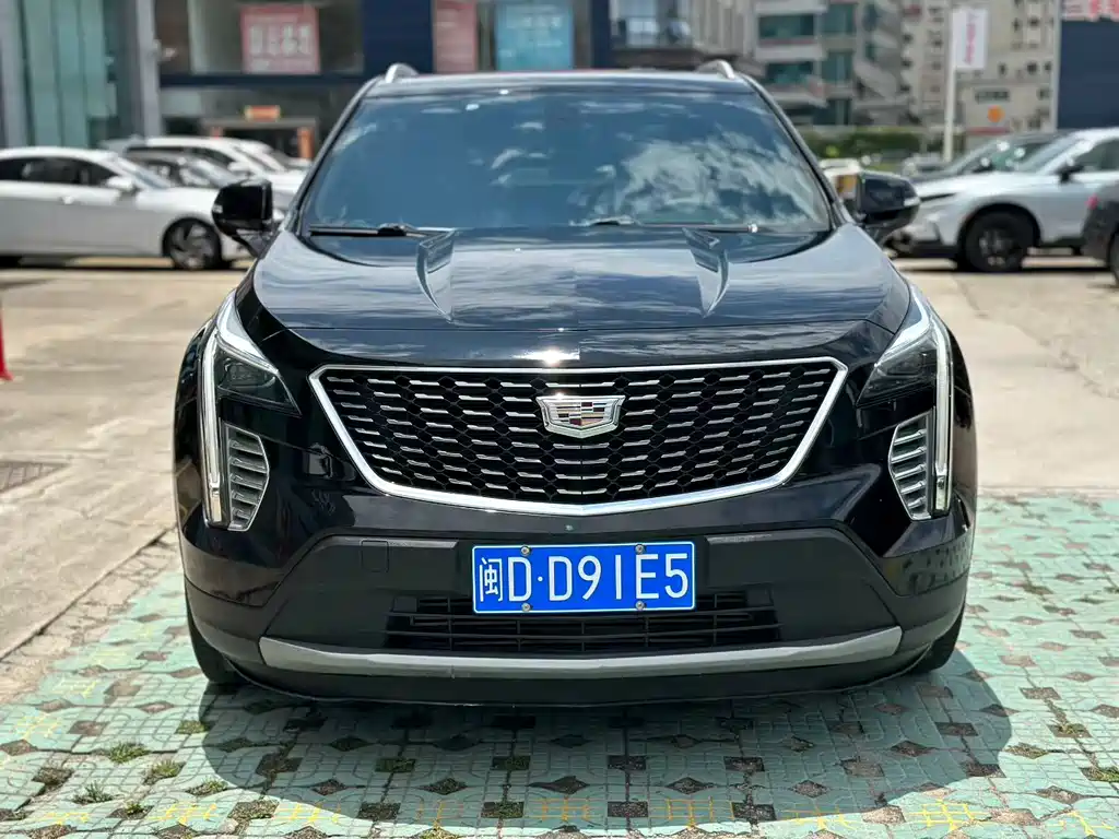 Cadillac XT4 2020 28T Lead