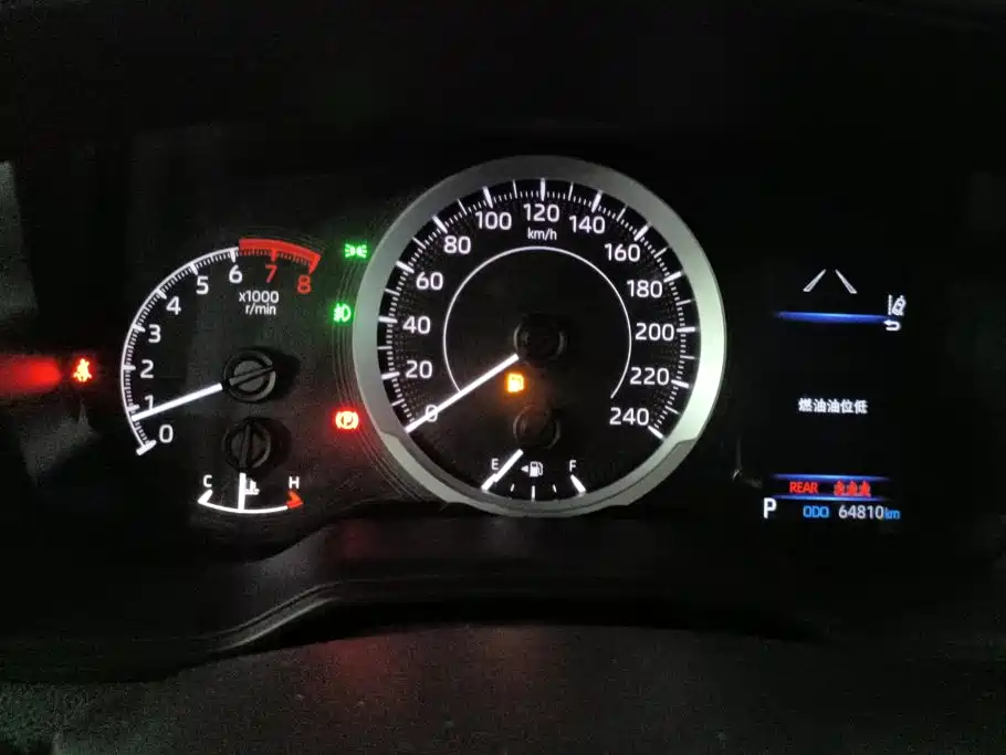 Toyota Corolla — миниатюра 14