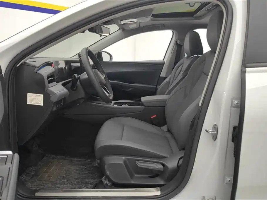 Volkswagen Lavida 2026 Pro 300TSI