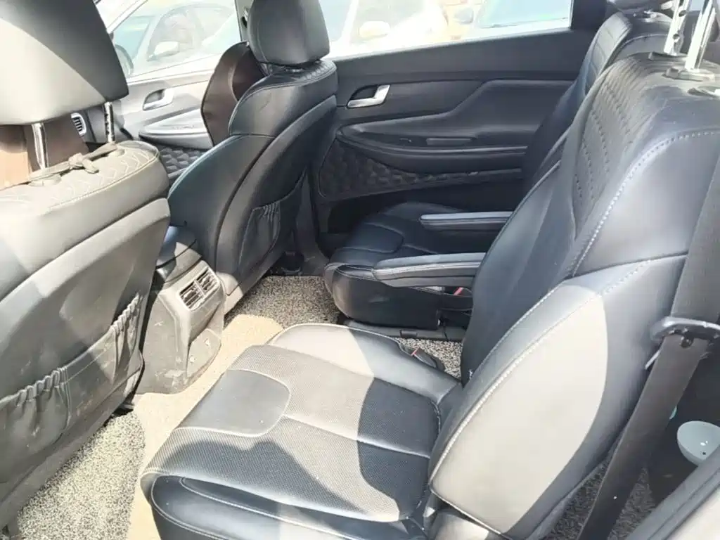 Hyundai Santa Fe — миниатюра 22