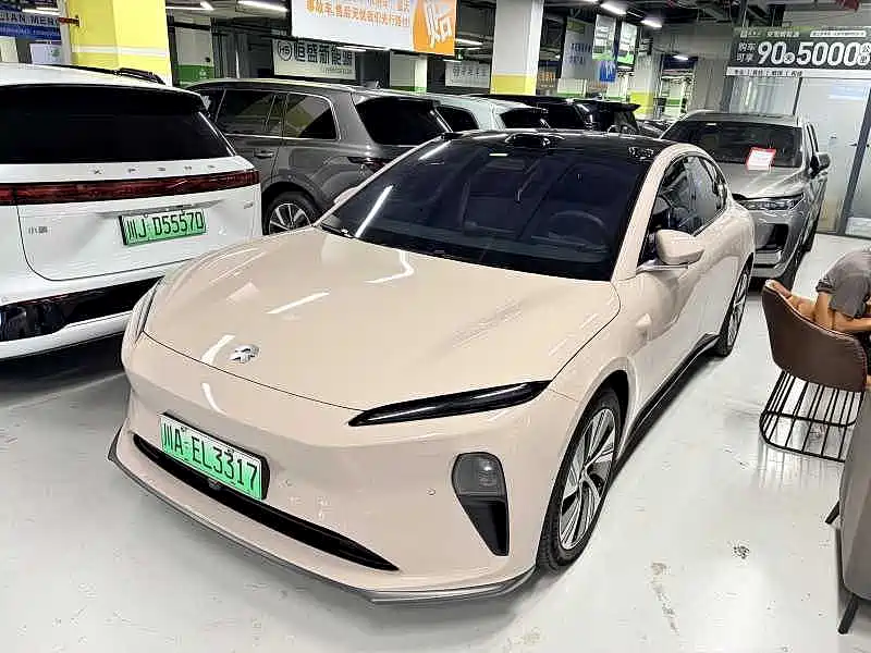 NIO ET5T