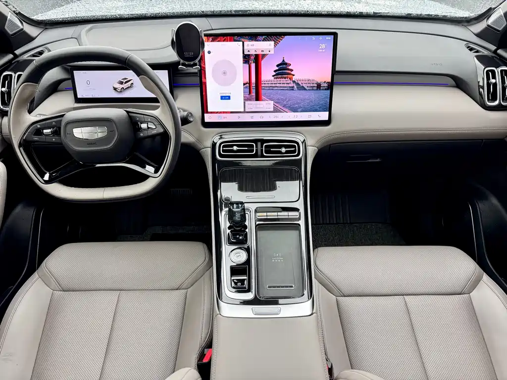 Geely Boyue L — миниатюра 16