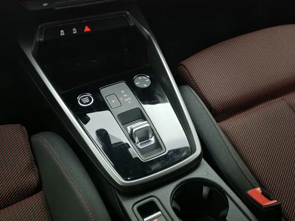 Audi A3 — миниатюра 13
