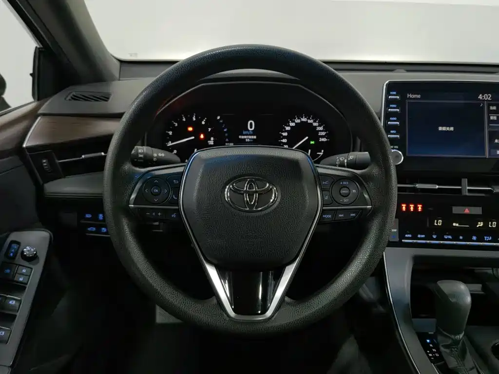 Toyota Avalon — миниатюра 11