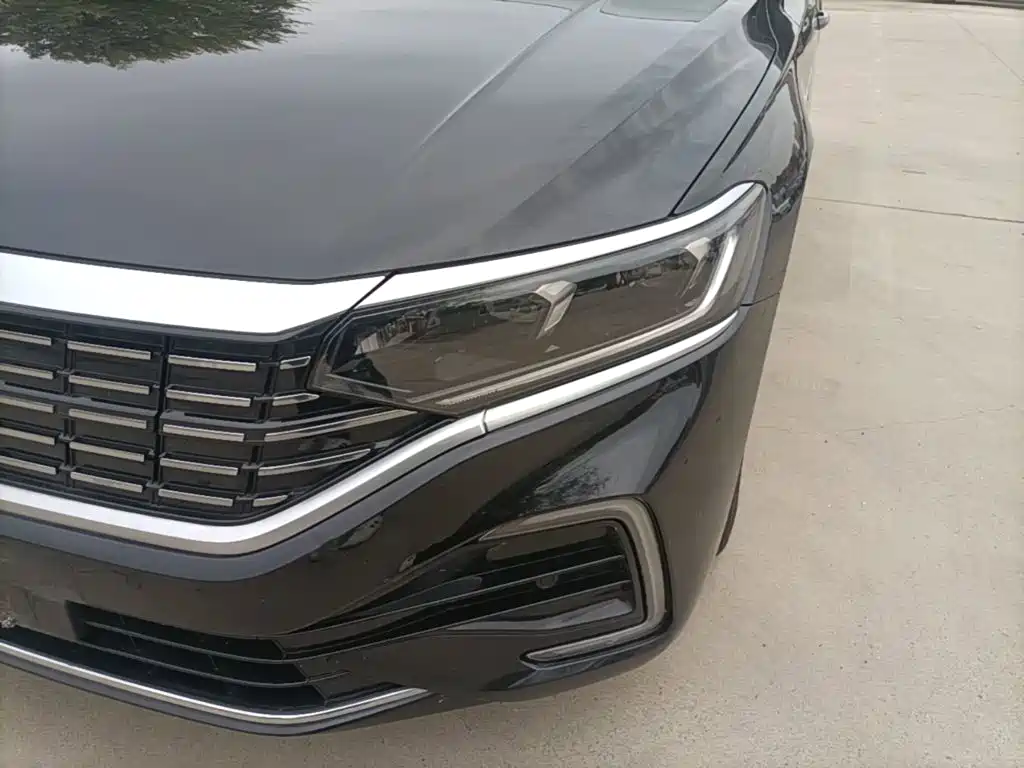 Volkswagen Passat PHEV — миниатюра 24
