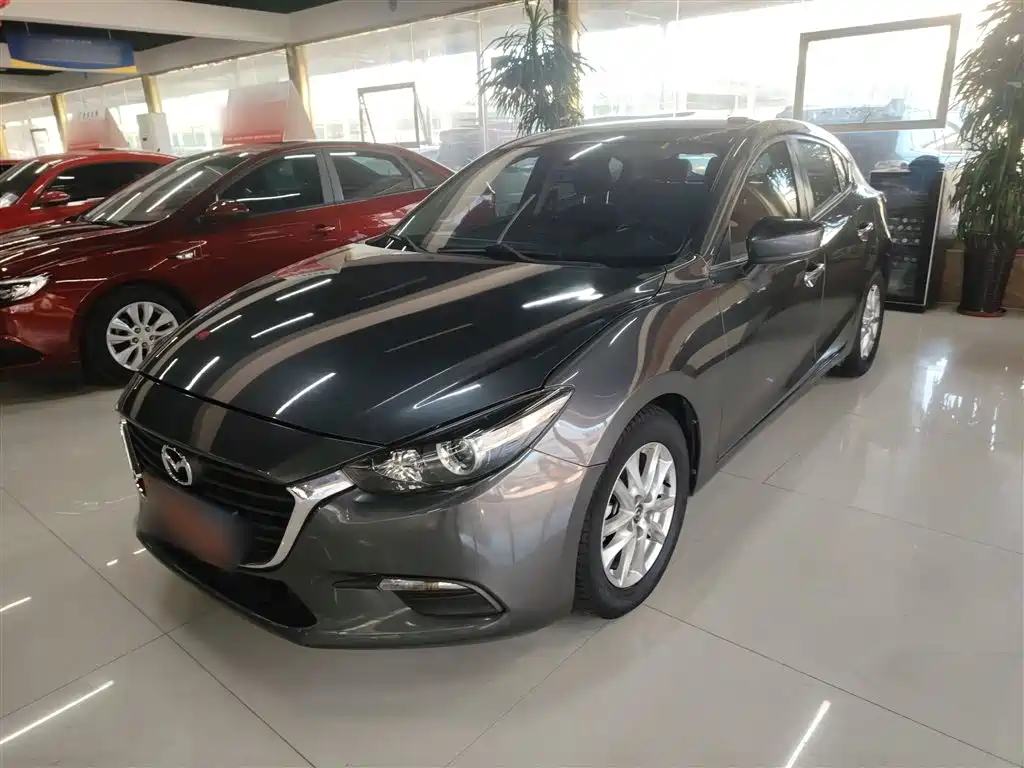 Mazda 3 Axela 2019