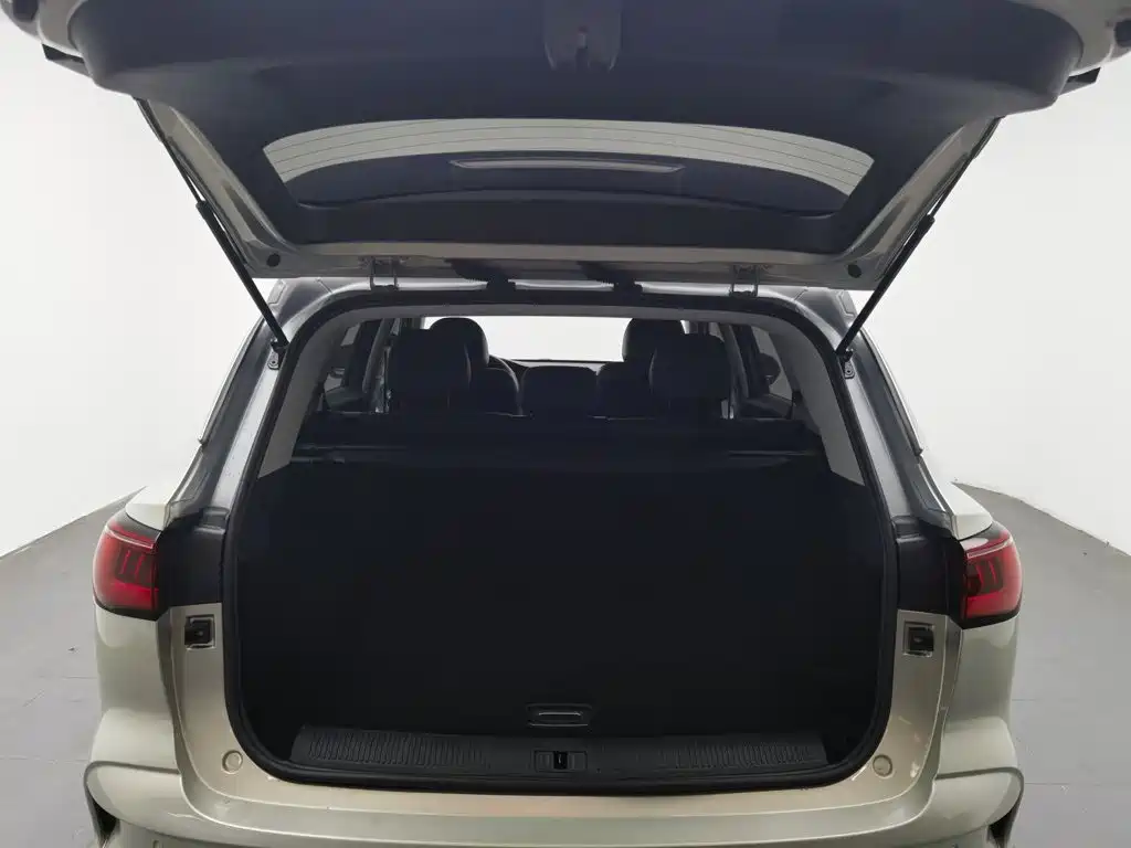 Roewe RX5 MAX — миниатюра 16