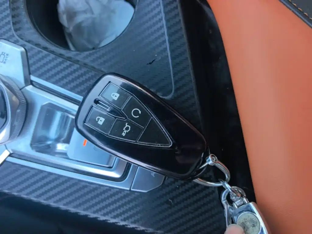 Changan UNI-V iDD — миниатюра 9