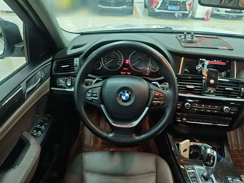 BMW X4 — миниатюра 10