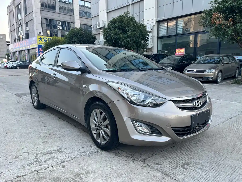 Hyundai Elantra Langdong — миниатюра 3