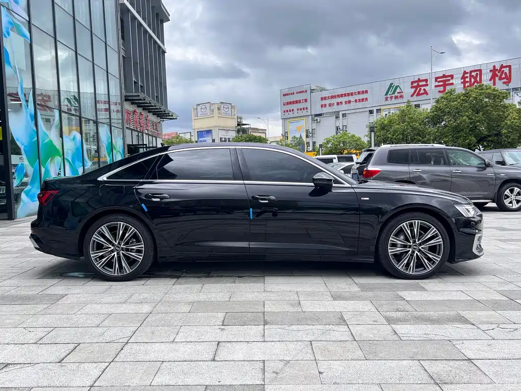 Audi A6L 2024 45 TFSI quattro