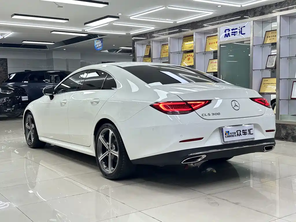 Mercedes-Benz CLS — миниатюра 4