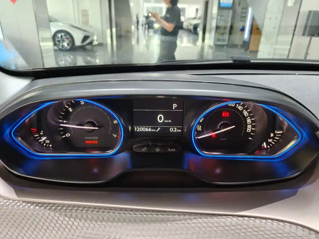 Peugeot 2008 — миниатюра 9
