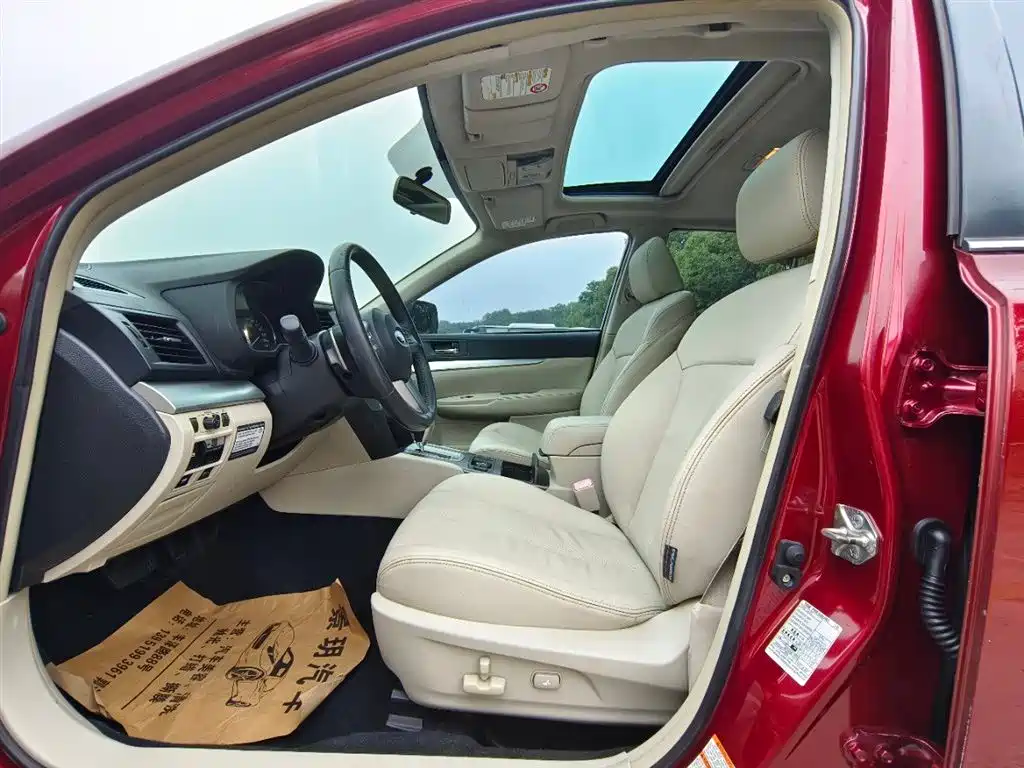 Subaru Legacy 2010 2.0i Luxury