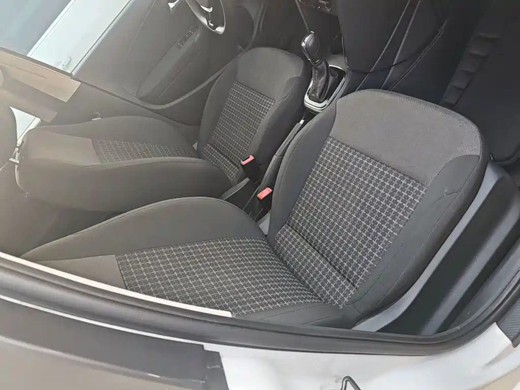 Volkswagen Polo — миниатюра 25