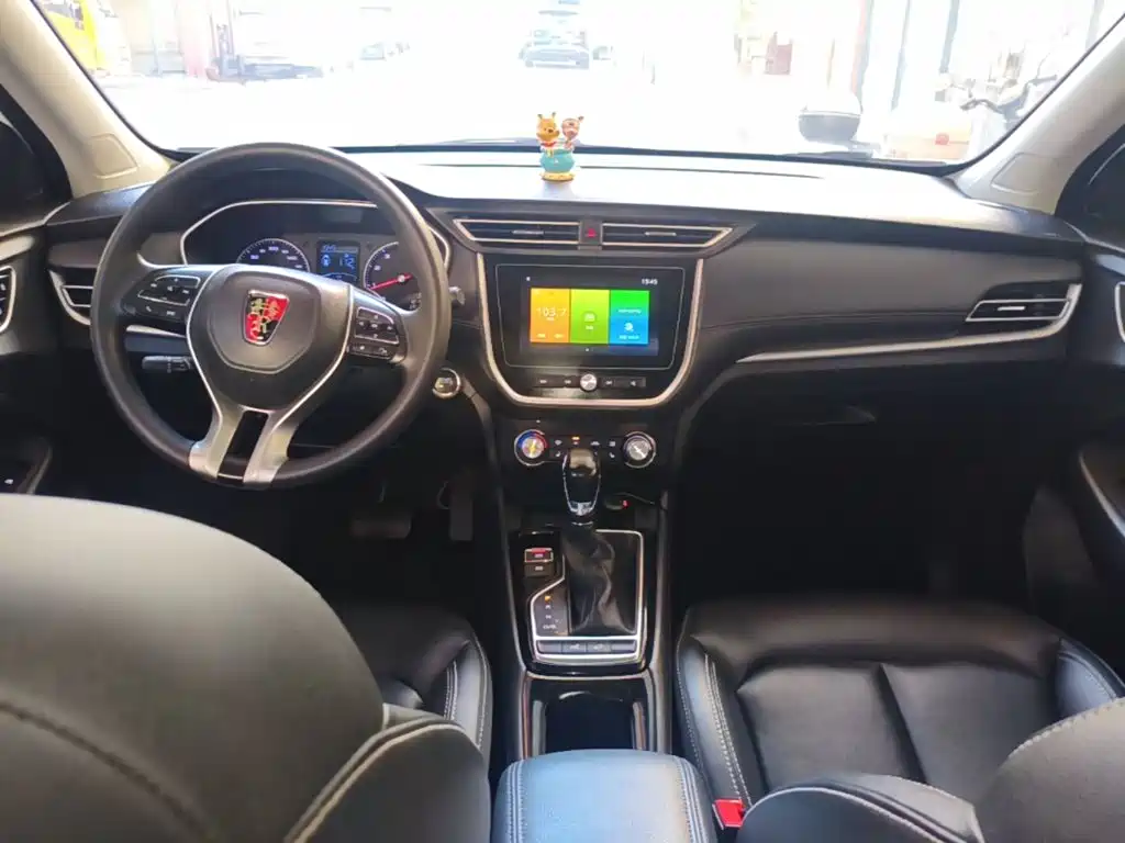 Roewe RX3 — миниатюра 10