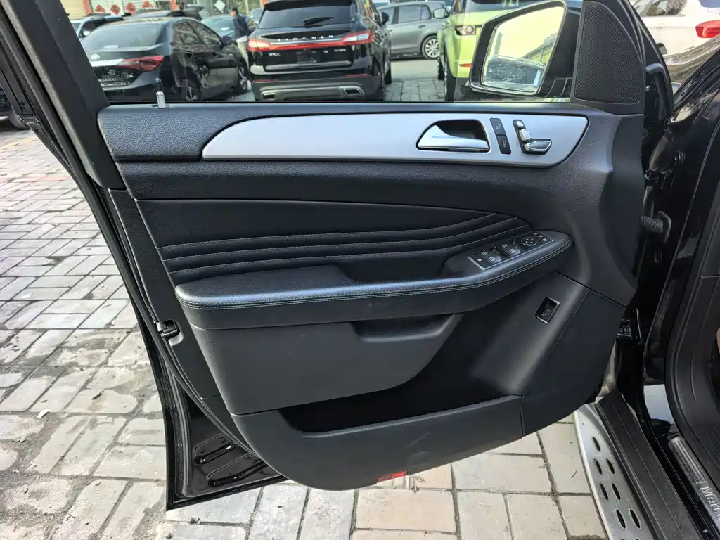 Mercedes-Benz GLE 2015 GLE 400 4MATIC SUV