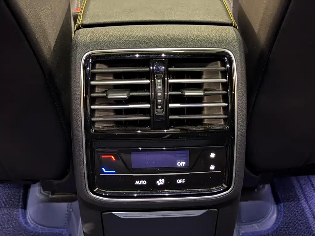 Volkswagen CC — миниатюра 11