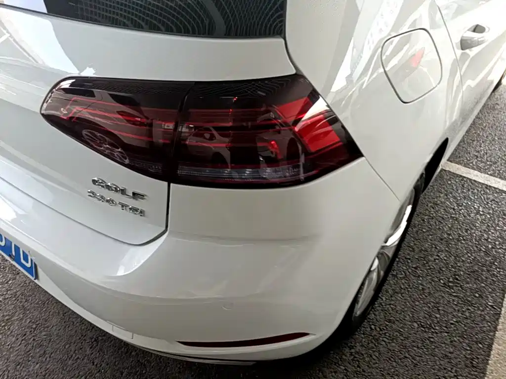 Volkswagen Golf — миниатюра 8