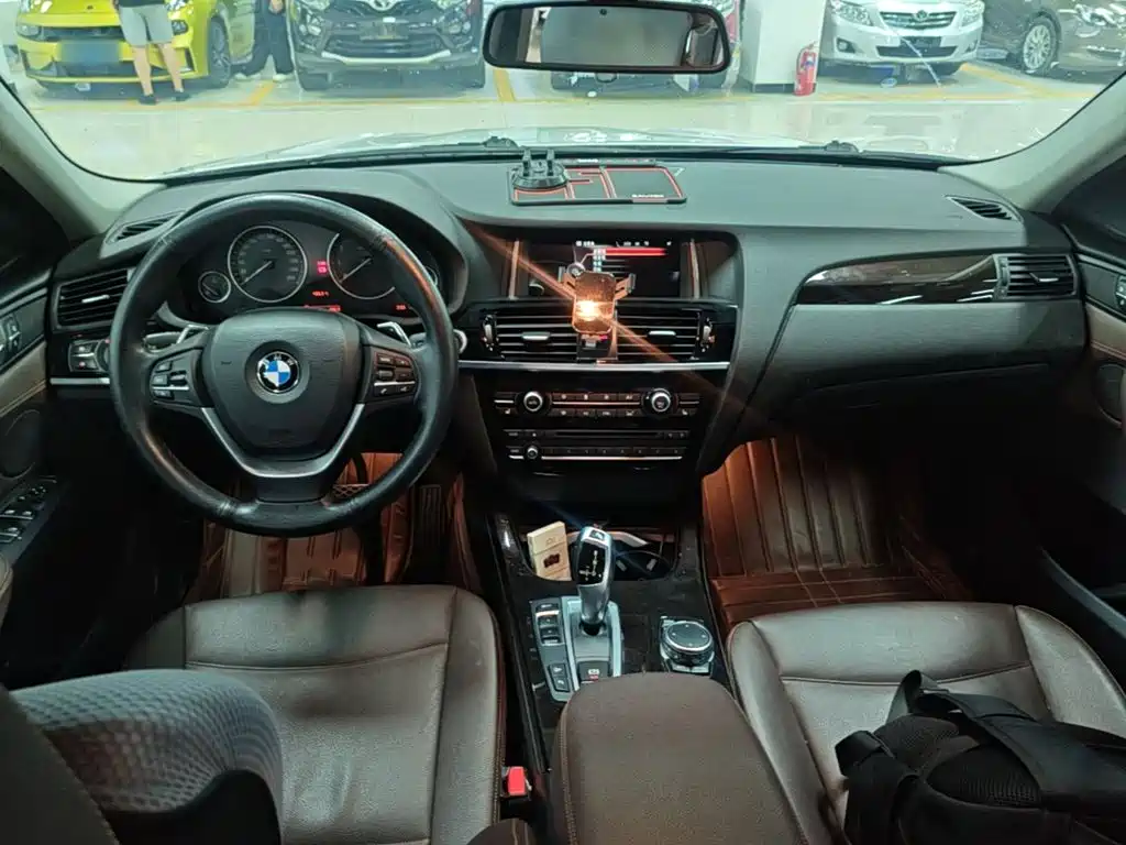 BMW X4 — миниатюра 9