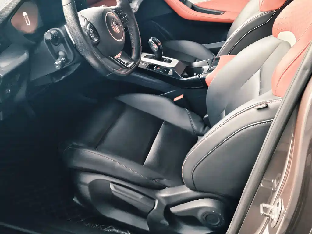 MG MG5 — миниатюра 4
